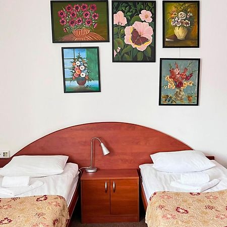 Hotel Sjesta Mikolow Ngoại thất bức ảnh